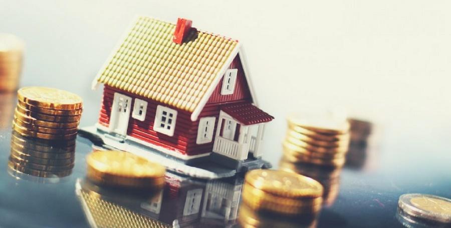 الأسهم مقابل العقارات: أيهما مناسب لميزانيتك؟