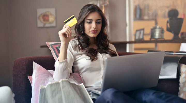 الاستقلال المالي للمرأة: كيف تتمتع بشخصية مستقلة وقوية؟